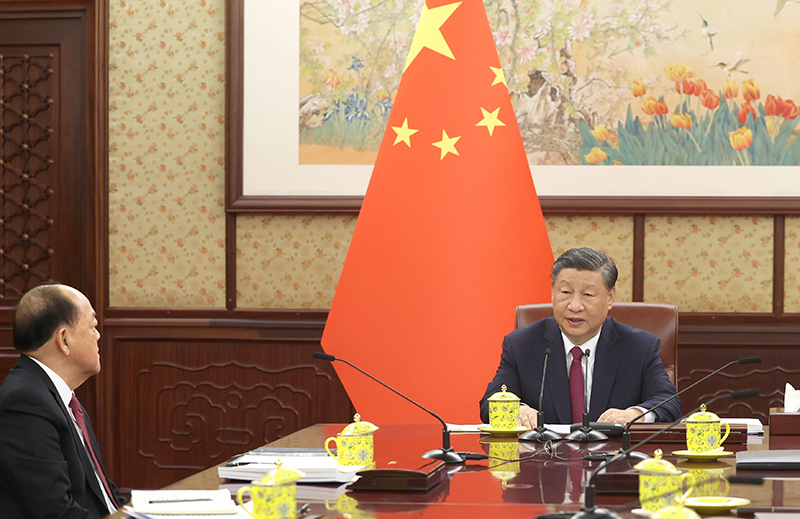 C:\Users\Administrator\Desktop\2023.12.19习近平听取贺一诚述职报告\1.jpg